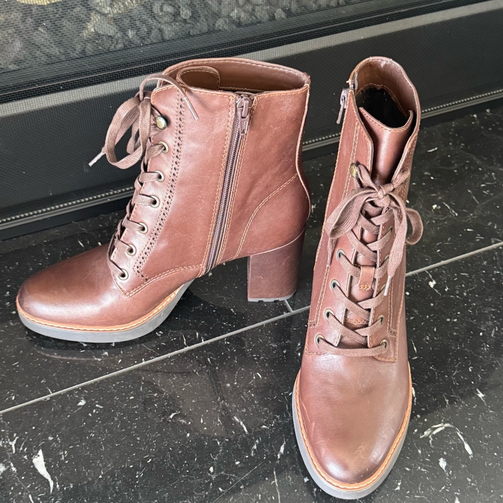 Callie Brown Leather Ankle Boots Size 10 M